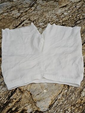 J. Jill White Linen Lounge Shorts. Size M